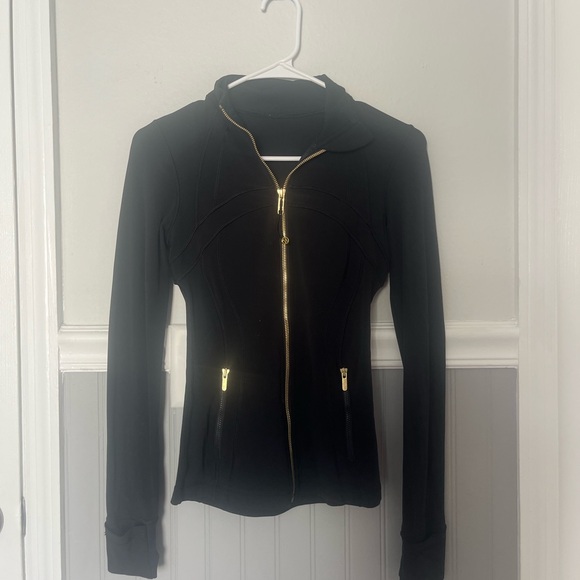 Lululemon Define Jacket - Picture 3 of 10